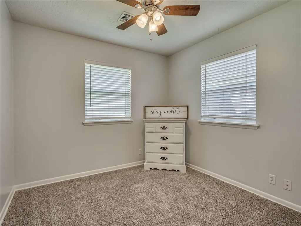 Photo 9 — 819 E Mosier Street, Norman, OK 73071