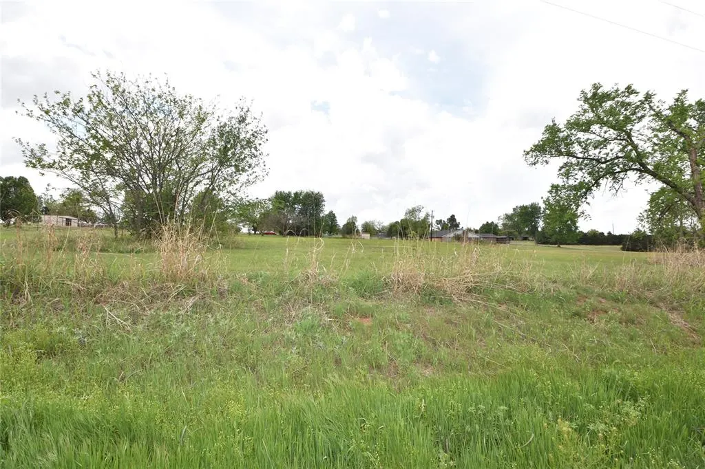 Photo 9 — 3195 Sharon Gale Drive, Guthrie, OK 73044