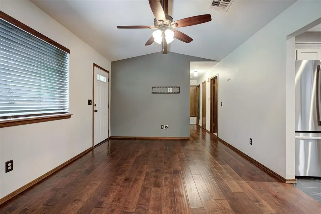 Photo 9 — 4918 Willowood Way, Norman, OK 73026