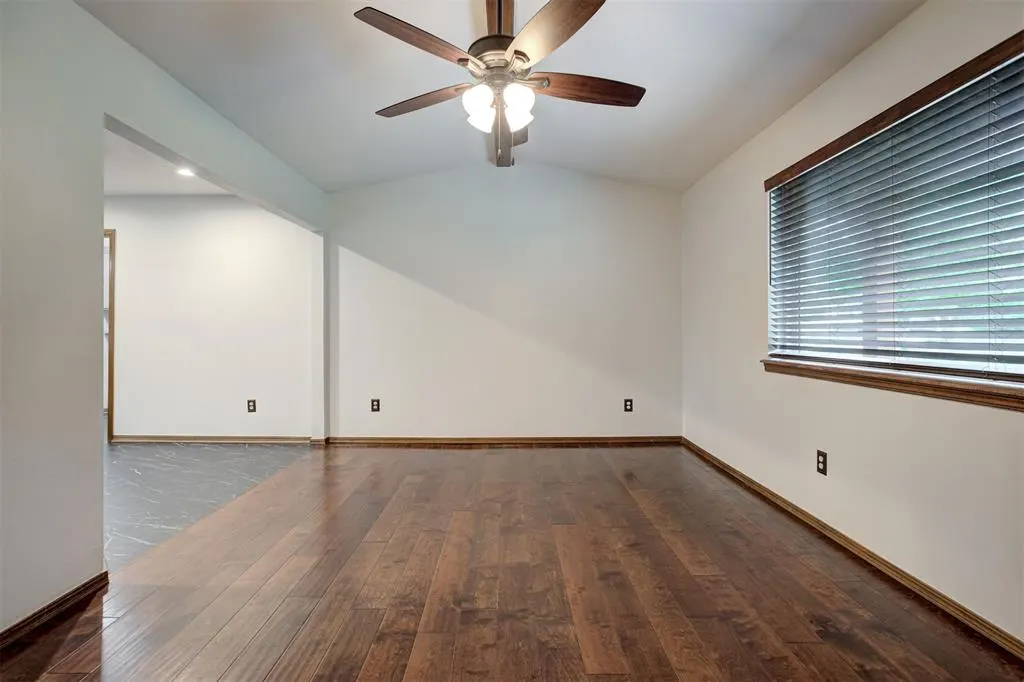 Photo 11 — 4918 Willowood Way, Norman, OK 73026