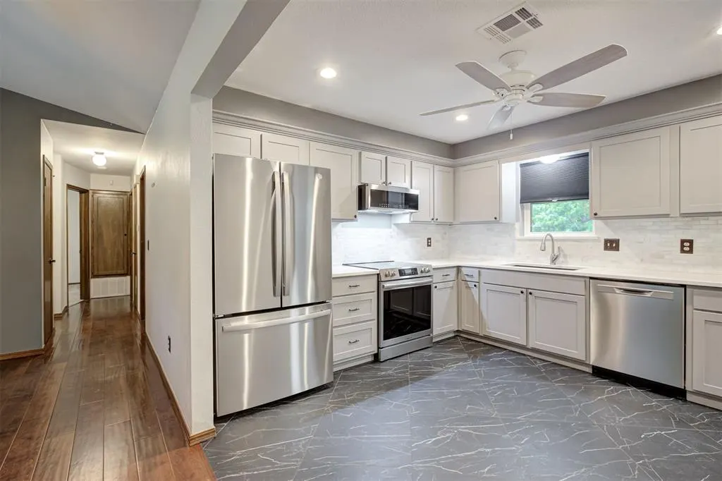 Photo 15 — 4918 Willowood Way, Norman, OK 73026