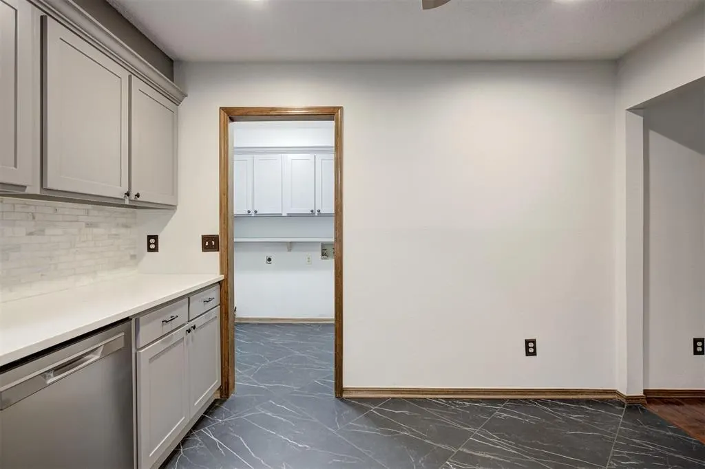 Photo 17 — 4918 Willowood Way, Norman, OK 73026