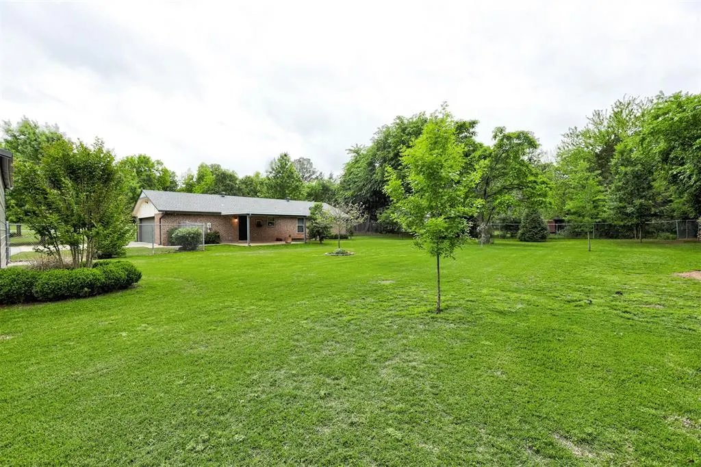 Photo 39 — 4918 Willowood Way, Norman, OK 73026