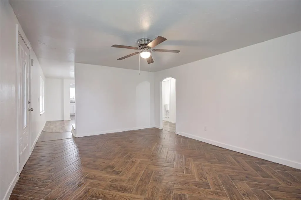 Photo 9 — 3600 SW 41st Street, Oklahoma City, OK 73119