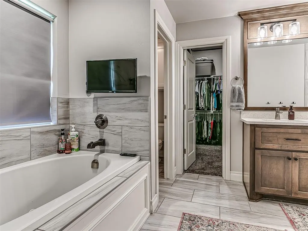 Photo 19 — 8809 Arya Road, Edmond, OK 73007