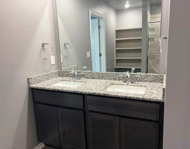 Photo 12 — 14204 S Babbling Brook Drive, Oklahoma City, OK 73078