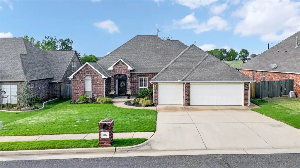 Front exterior — 1717 Redland Drive, Edmond, OK 73003