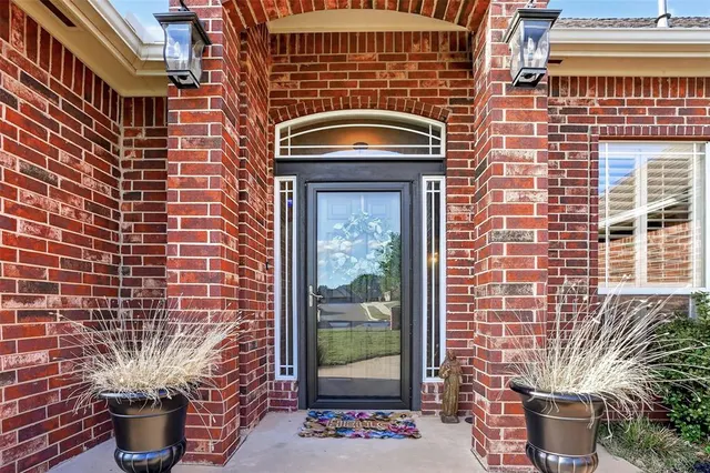 Photo 5 — 1717 Redland Drive, Edmond, OK 73003