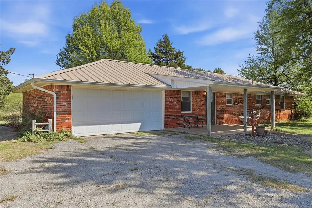 Photo 5 — 15132 SW 74th Street, Mustang, OK 73064