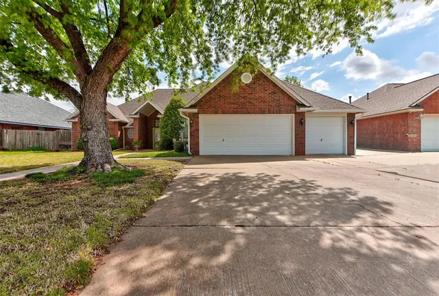 Front exterior — 608 N Remington Way, Mustang, OK 73064