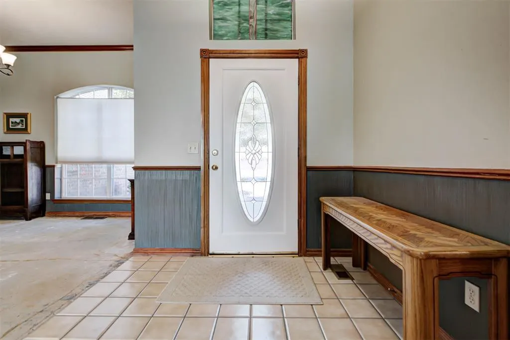 Photo 5 — 608 N Remington Way, Mustang, OK 73064
