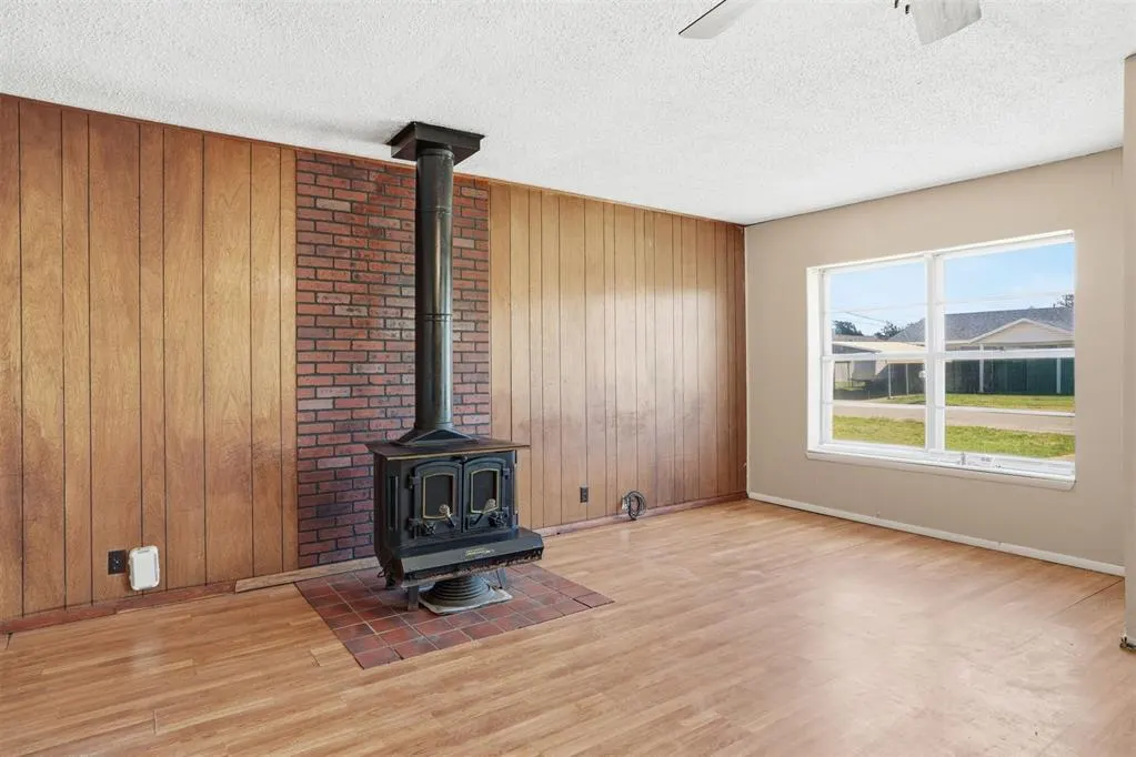 Photo 17 — 1511 D Street, Snyder, OK 73566