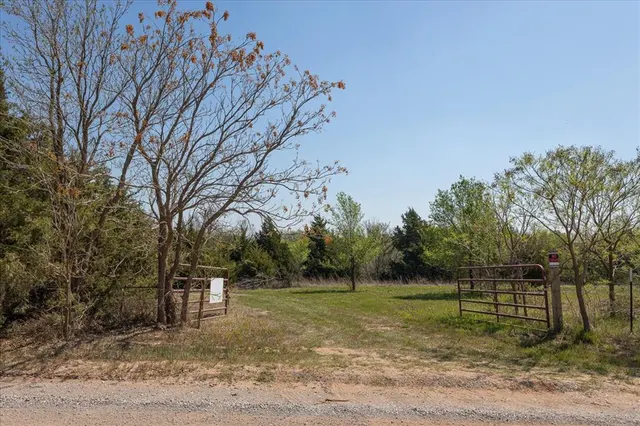 Photo 2 — 720 NW Richland Road, Piedmont, OK 73078