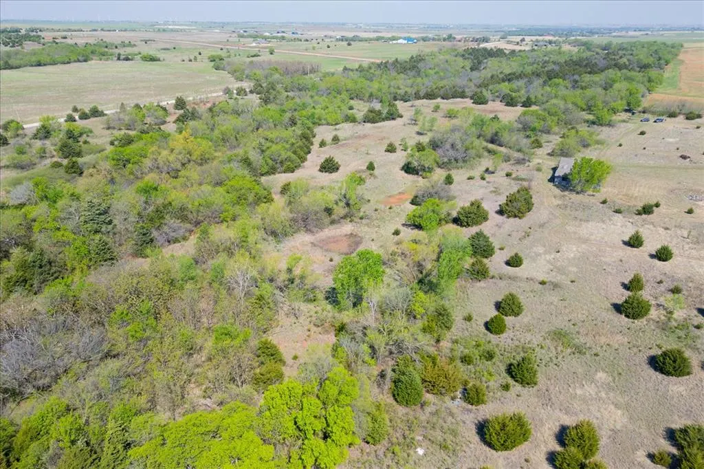 Photo 4 — 720 NW Richland Road, Piedmont, OK 73078