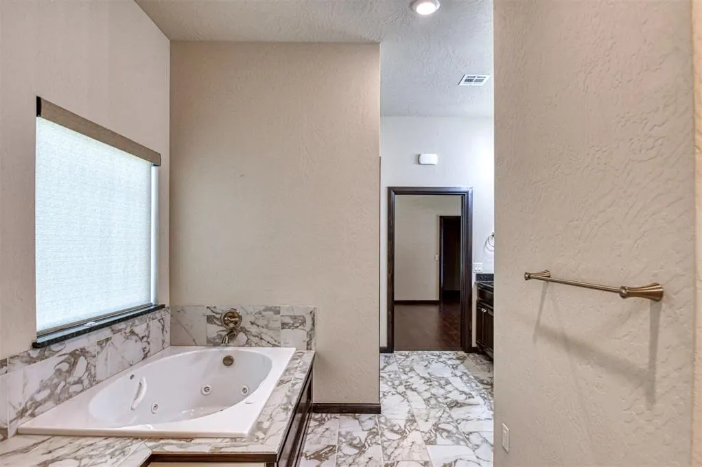 Photo 34 — 13500 Matera Circle, Oklahoma City, OK 73170