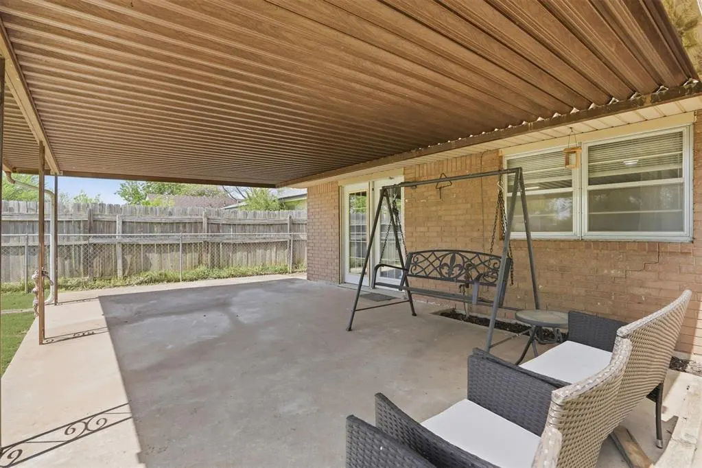 Photo 37 — 5908 NW Briarwood Avenue, Lawton, OK 73505