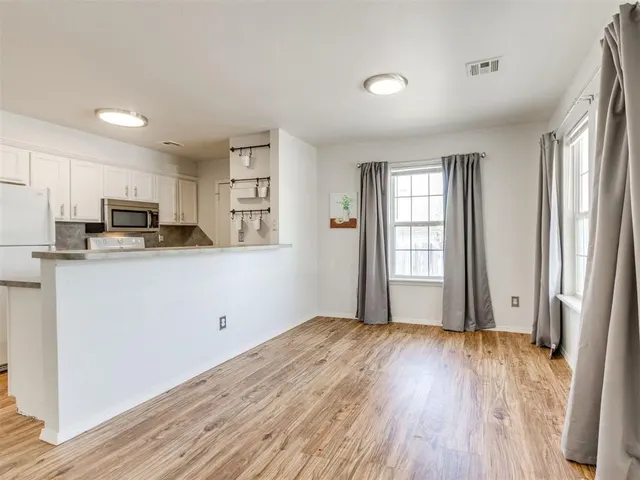 Photo 7 — 746 SE 39th Street, Oklahoma City, OK 73129