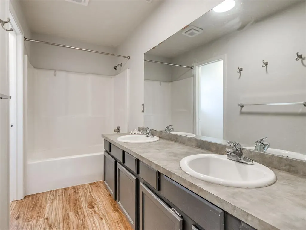 Photo 21 — 746 SE 39th Street, Oklahoma City, OK 73129