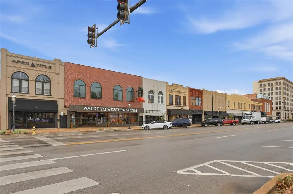 Photo 49 — 120 E Randolph Avenue, Enid, OK 73701