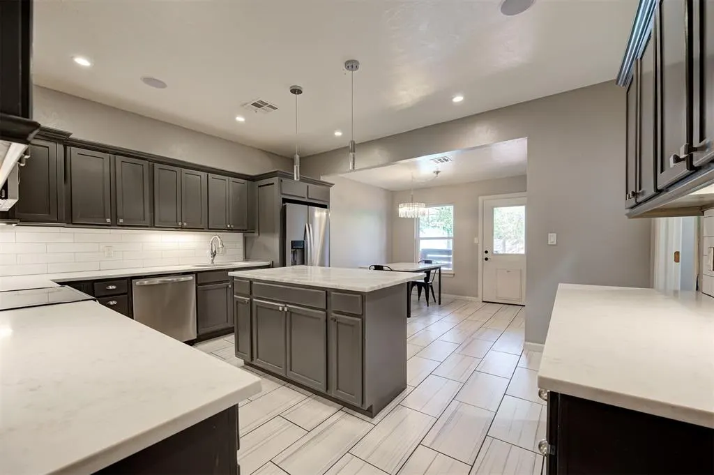 Photo 10 — 2107 NW 20th Street, Oklahoma City, OK 73107
