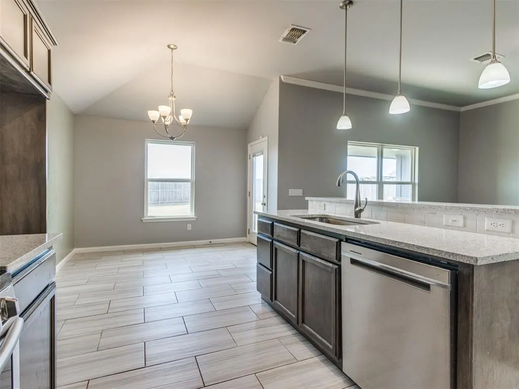 Photo 13 — 4308 Condor Drive, Norman, OK 73072