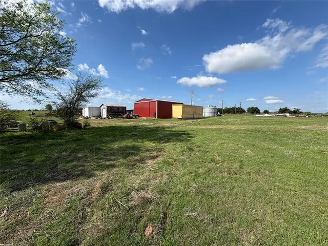 Photo 5 — 20537 W Gaddy Road, Tecumseh, OK 74873