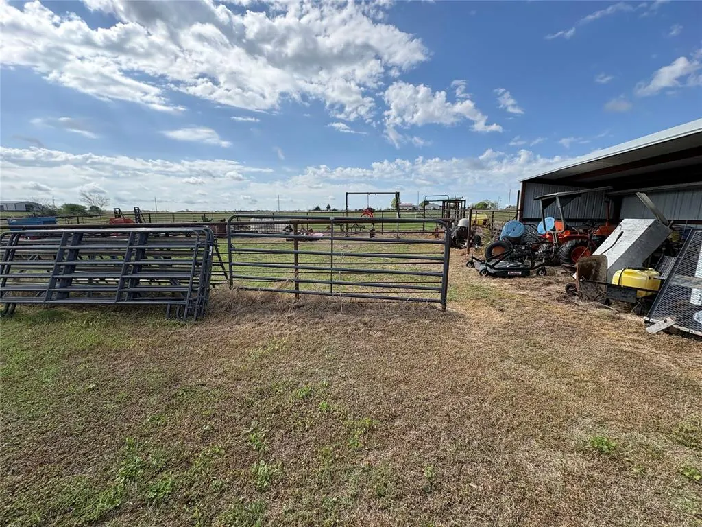 Photo 7 — 20537 W Gaddy Road, Tecumseh, OK 74873