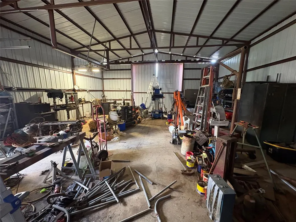 Photo 9 — 20537 W Gaddy Road, Tecumseh, OK 74873