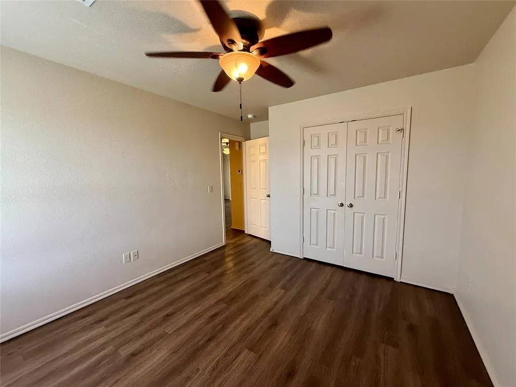 Photo 10 — 5 Lombardy Place, Clinton, OK 73601