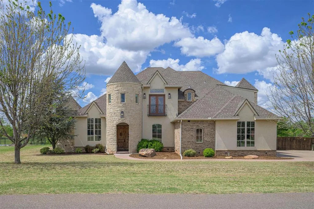 Front exterior — 11601 Marbella Drive, Oklahoma City, OK 73173