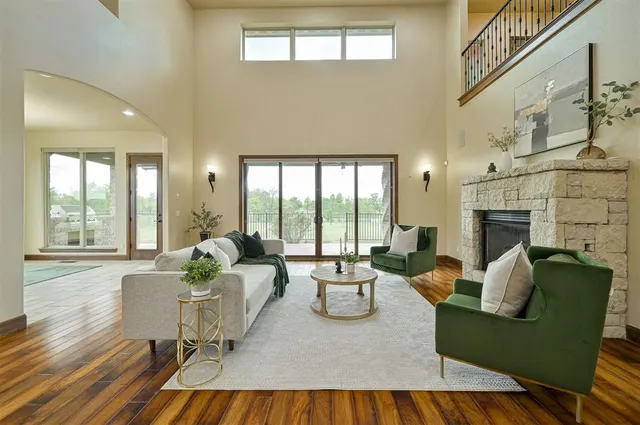 Photo 4 — 11601 Marbella Drive, Oklahoma City, OK 73173