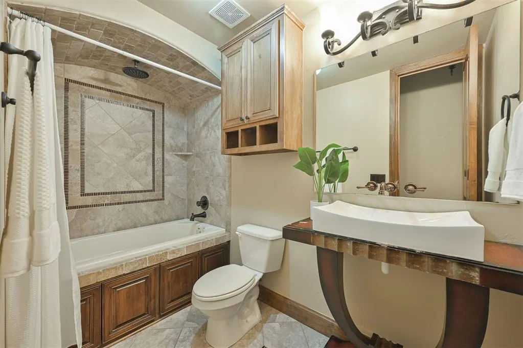 Photo 28 — 11601 Marbella Drive, Oklahoma City, OK 73173