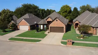 Sold home at 1137 Pinehurst Drive