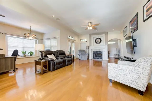 Photo 8 — 1137 Pinehurst Drive, Norman, OK 73072