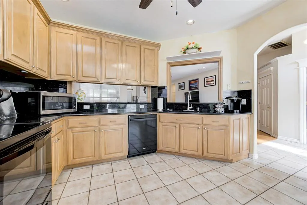 Photo 15 — 1137 Pinehurst Drive, Norman, OK 73072