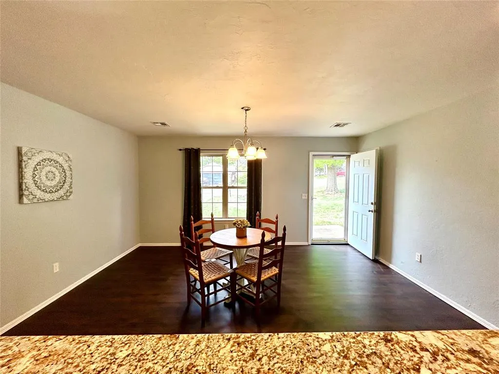 Photo 6 — 623 W Morgan Drive, Guthrie, OK 73044