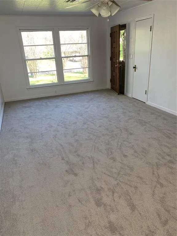 Photo 4 — 1006 N Market Street, Shawnee, OK 74801