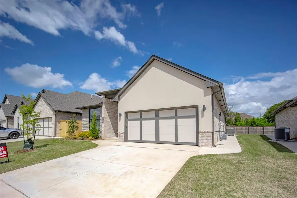 Photo 31 — 2905 SW 132nd Street, Oklahoma City, OK 73170