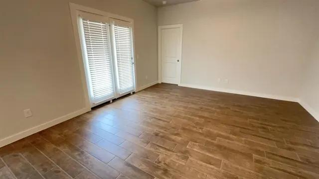 Photo 2 — 17019 Oak Ridge Circle, Newalla, OK 74857