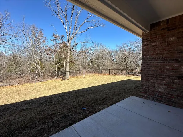 Photo 7 — 17019 Oak Ridge Circle, Newalla, OK 74857