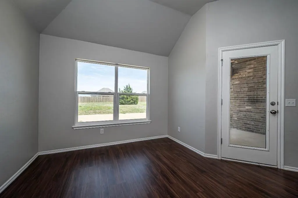 Photo 9 — 1281 Lakeview Drive, Edmond, OK 73034