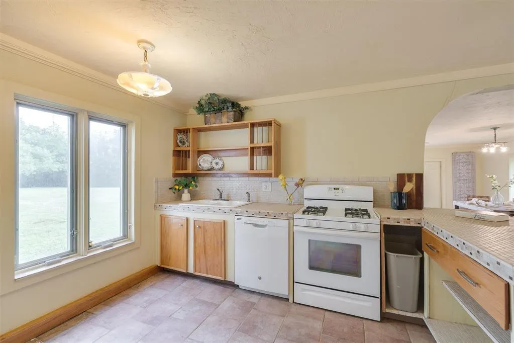 Photo 13 — 1617 Ridgeway Road, Oklahoma City, OK 73131