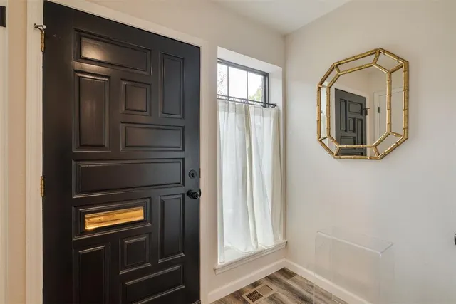Photo 5 — 7821 W Old Hickory Lane, Oklahoma City, OK 73116