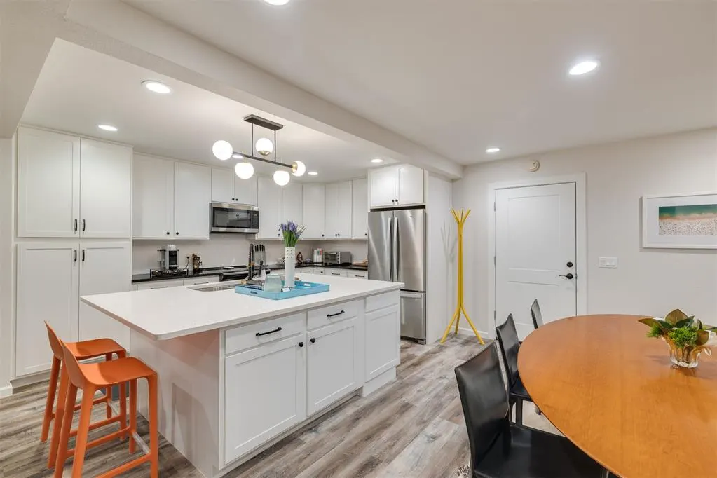Photo 17 — 7821 W Old Hickory Lane, Oklahoma City, OK 73116