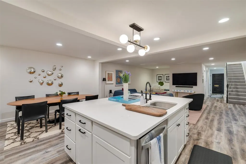 Photo 20 — 7821 W Old Hickory Lane, Oklahoma City, OK 73116
