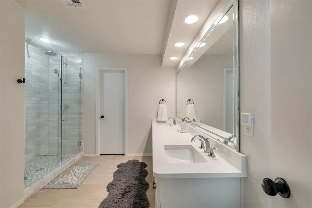 Photo 35 — 7821 W Old Hickory Lane, Oklahoma City, OK 73116