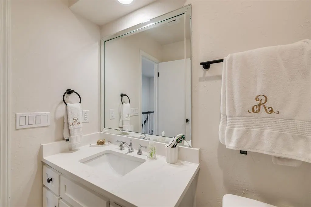 Photo 41 — 7821 W Old Hickory Lane, Oklahoma City, OK 73116