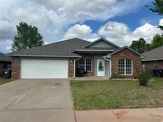 Sold home at 809 Cavecreek Street