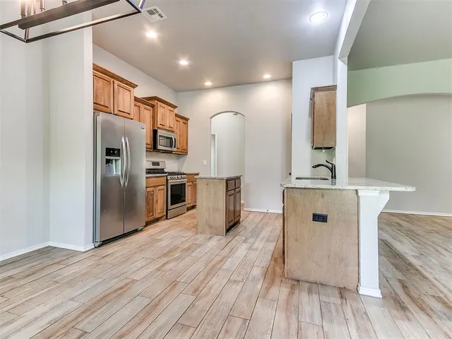 Photo 2 — 19430 Hidden Pines Drive, Norman, OK 73026