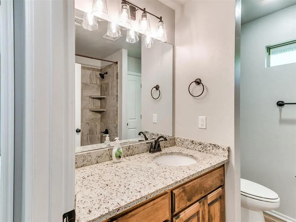 Photo 16 — 19430 Hidden Pines Drive, Norman, OK 73026